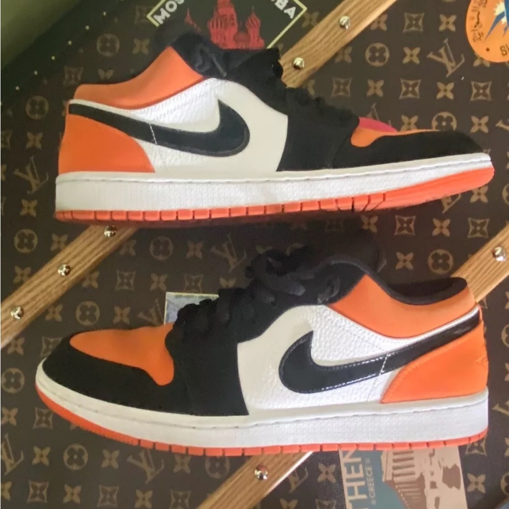 Size 11 - Jordan 1 Low Shattered Backboard 2019